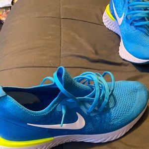 Nike Running Shoe, Epic React Flyknit